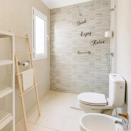 Moya Canary Away & Parking * Sádaba