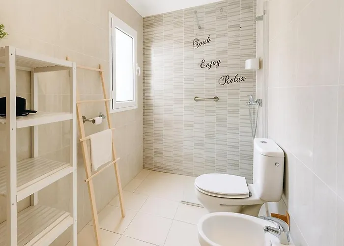 Moya Canary Away & Parking * Sádaba