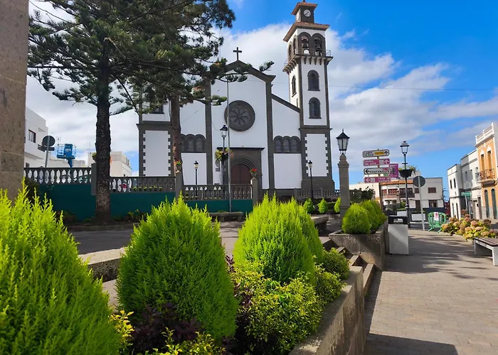 Moya Canary Away & Parking * Sádaba